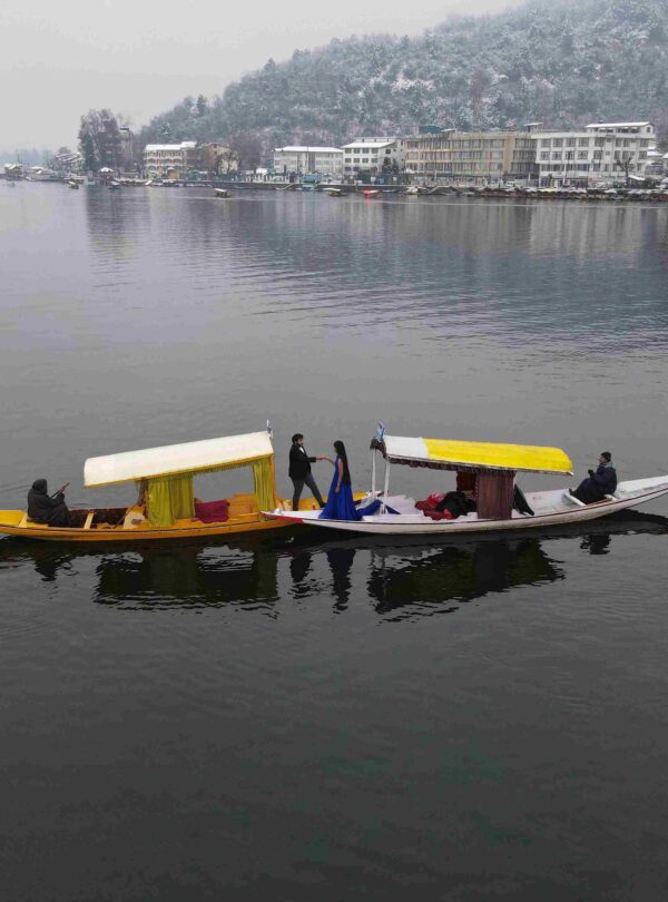kashmir honeymoon tour package